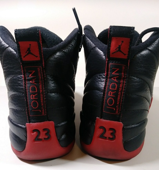 Air Jordan 12 Retro - Picture 2 of 8
